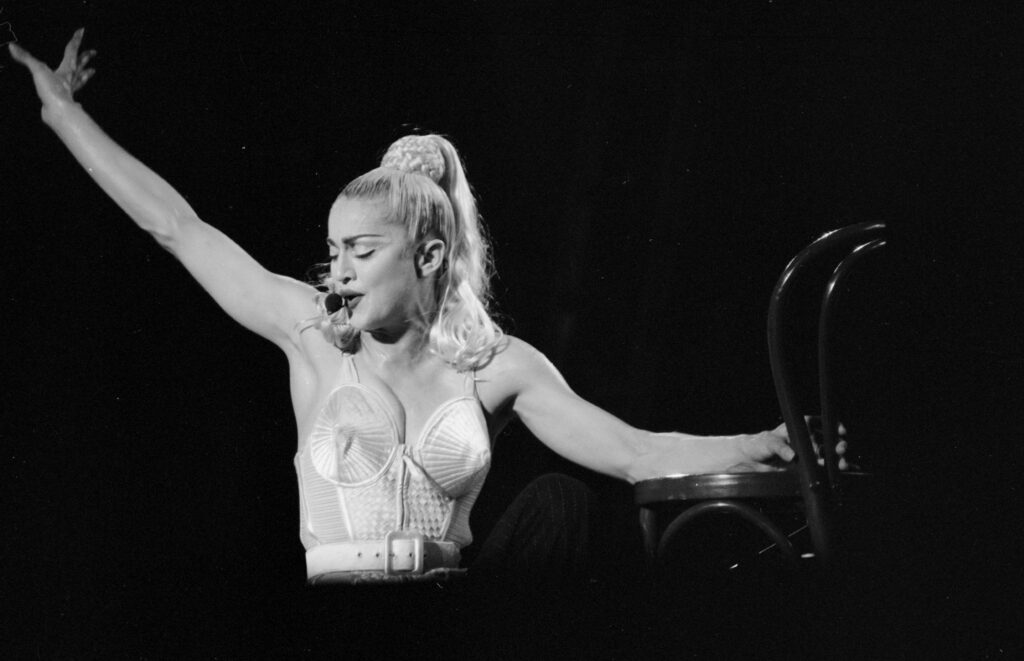 Madonna in concert, 1990.